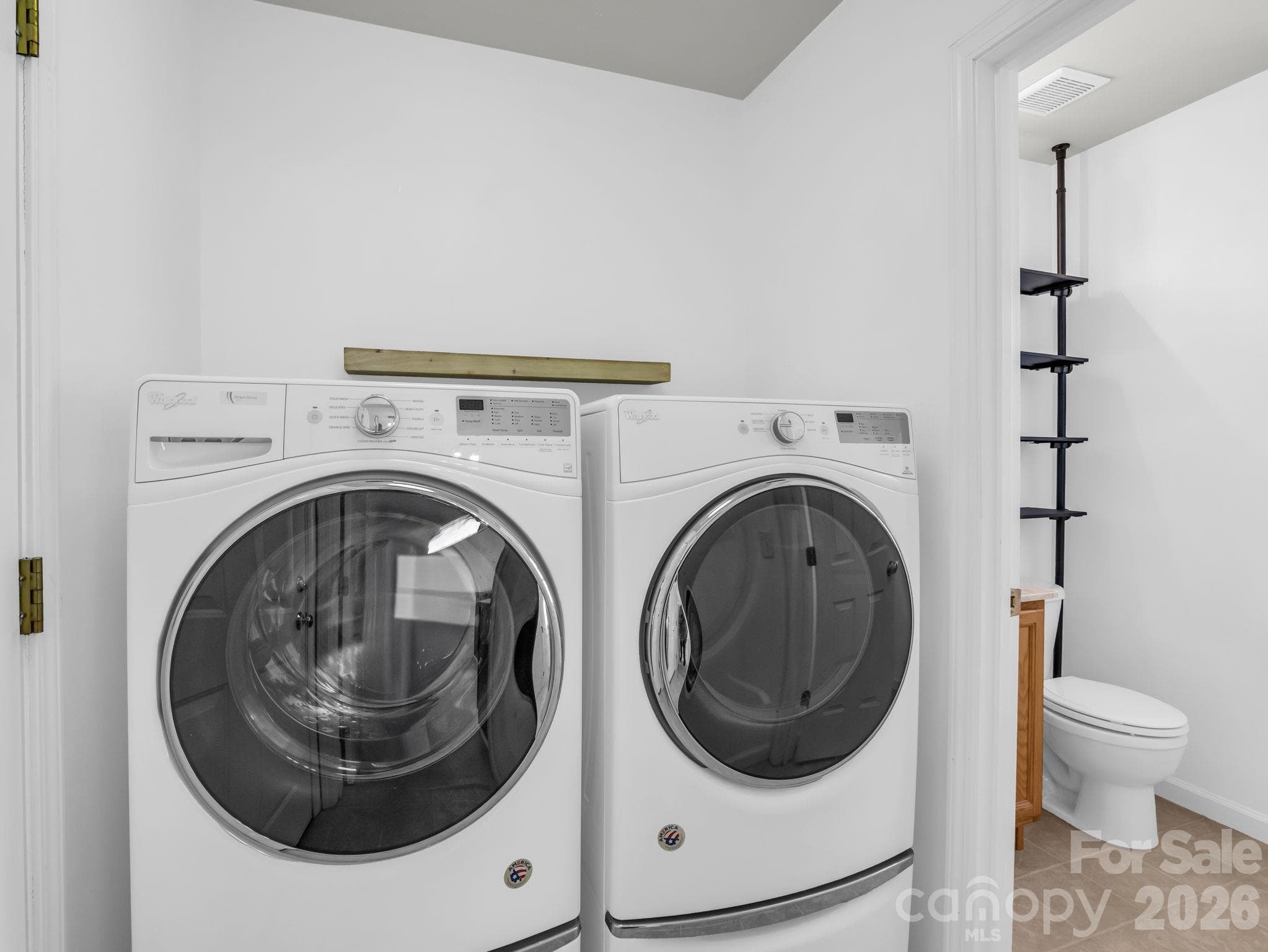 Condominium at 64 Lanceford Circle, Fletcher, photo 30 of 31