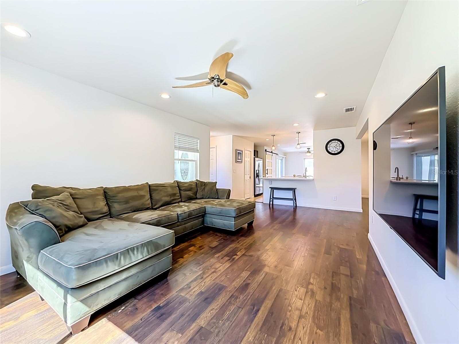 Living Room - Kitchen - 1852 SOURWOOD BLVD, DUNEDIN