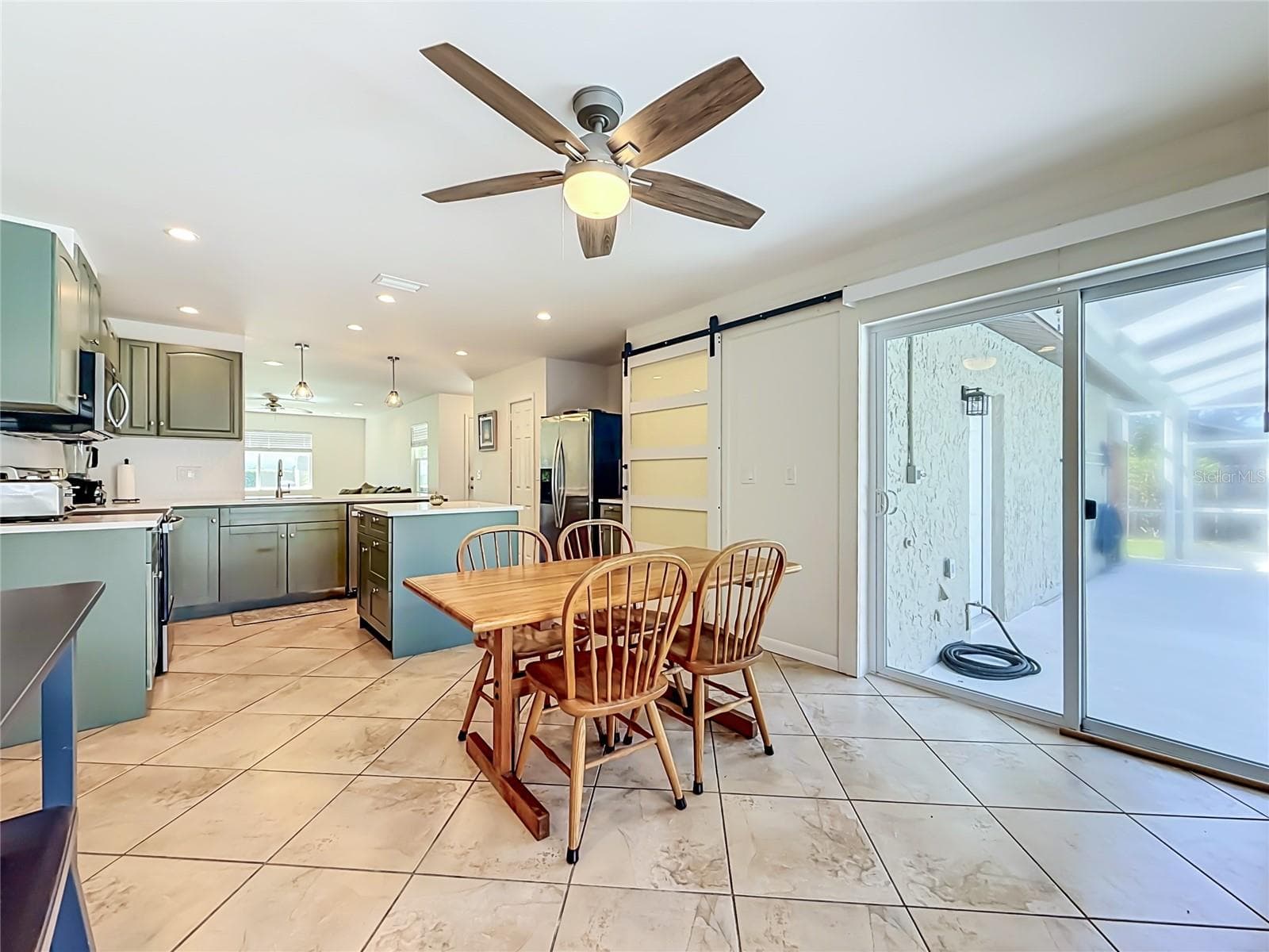 Dining Room - Kitchen - 1852 SOURWOOD BLVD, DUNEDIN