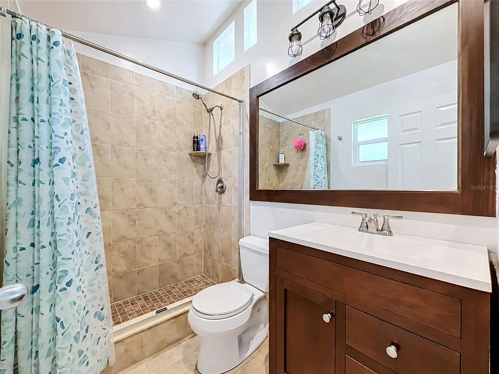 Primary En Suite - 1852 SOURWOOD BLVD, DUNEDIN