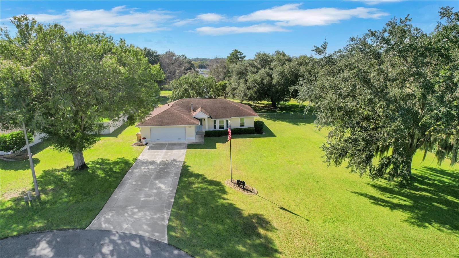 Single Family Residence at 36541 MILL VIEW RD, FRUITLAND PARK, photo 2 of 61