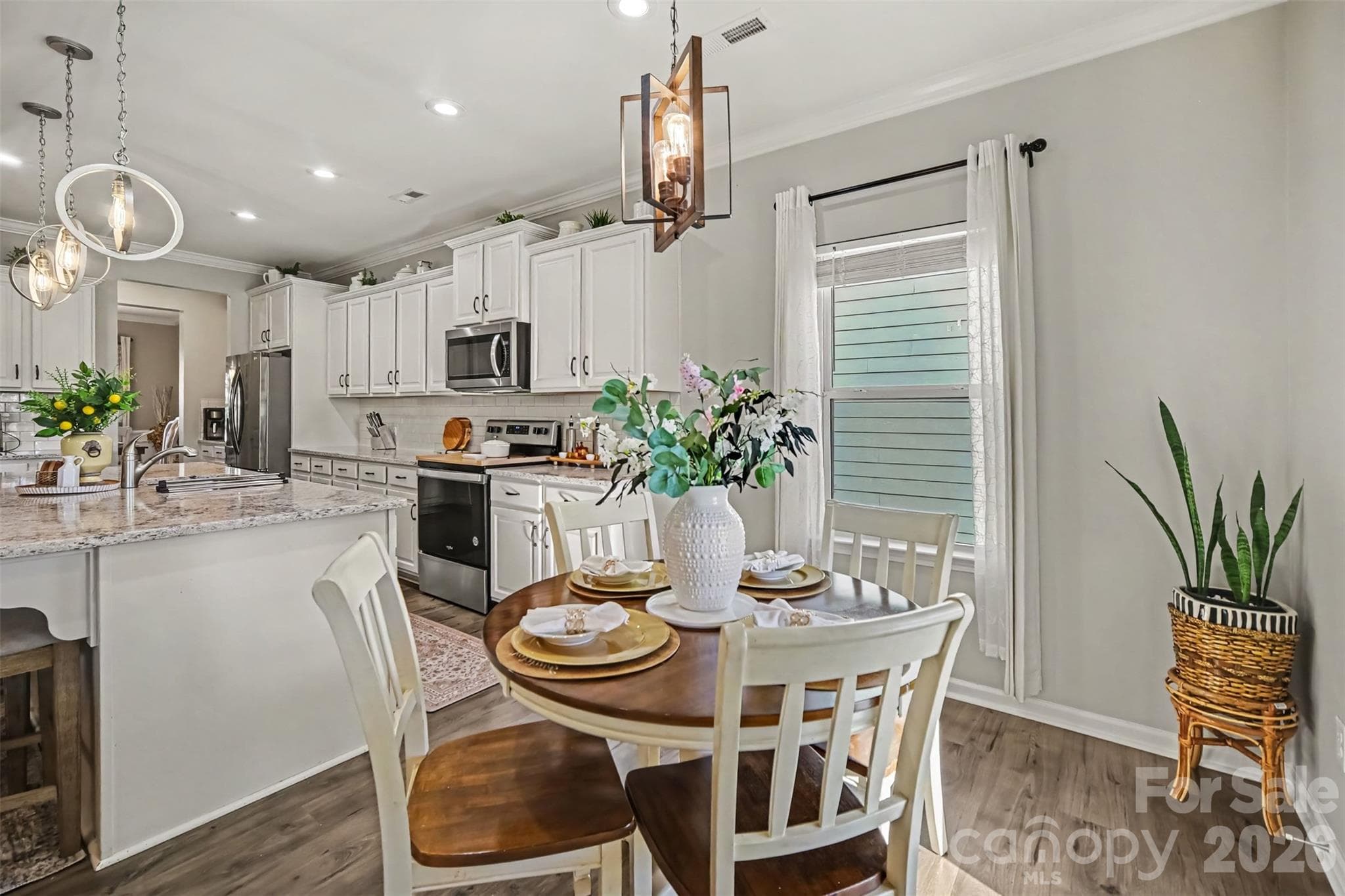 Single Family Residence at 122 Divot Lane, Statesville, photo 11 of 42