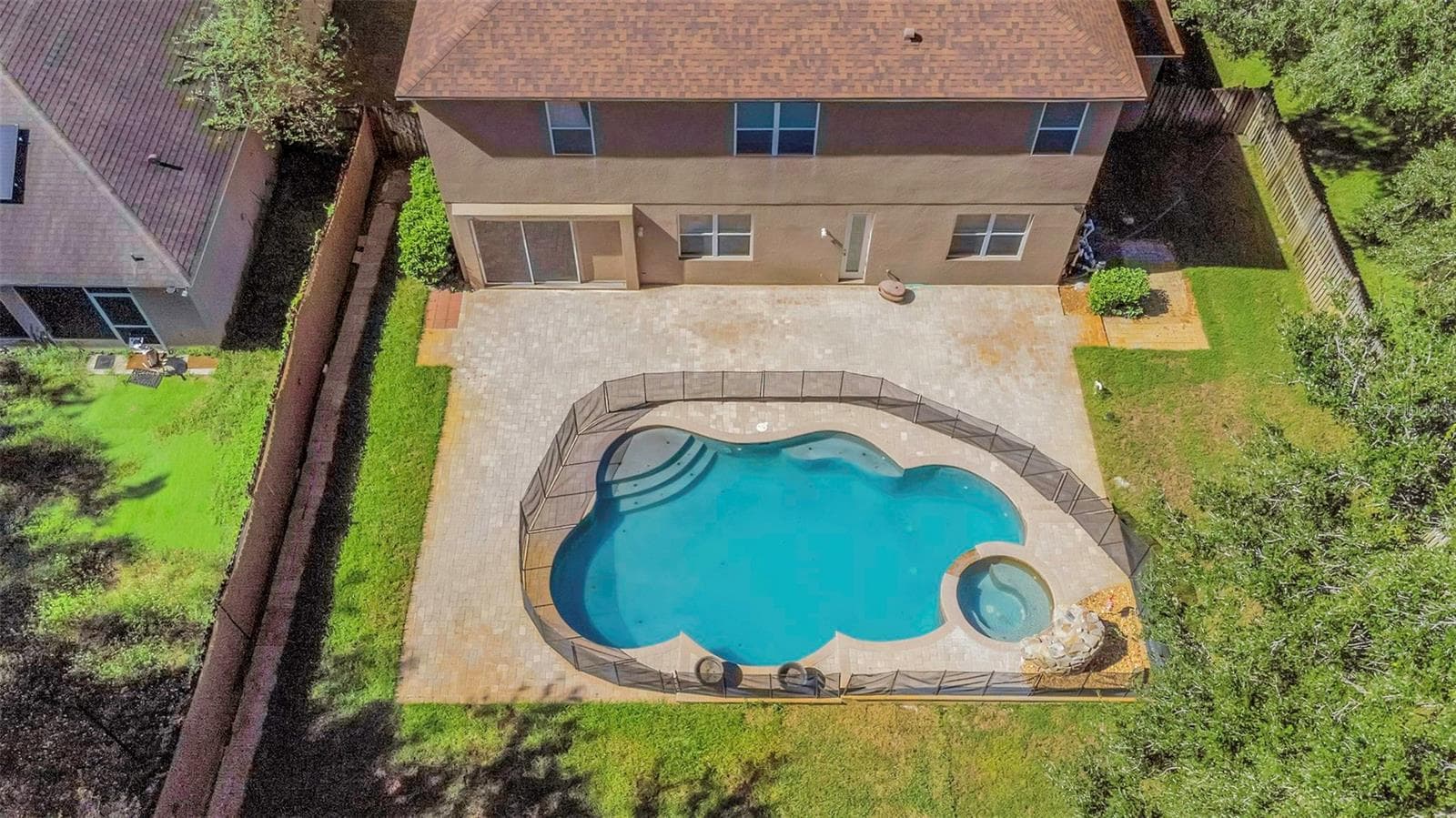Single Family Residence at 1406 MCCREA DR, LUTZ, photo 85 of 97