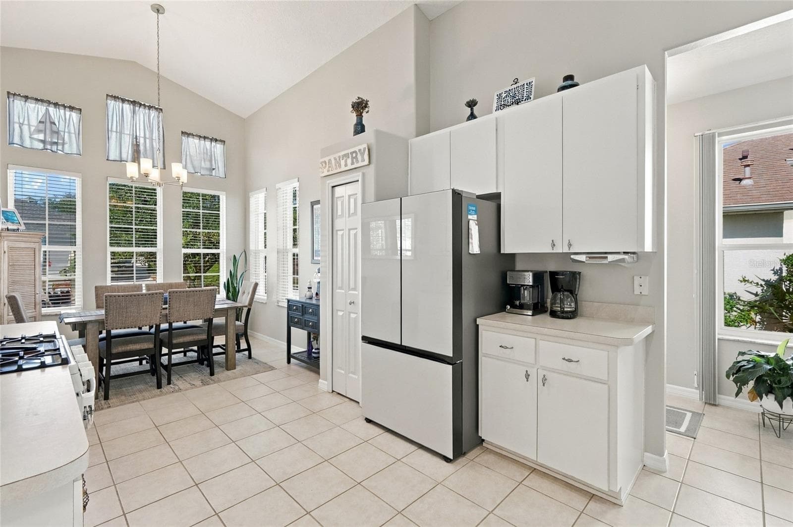 Single Family Residence at 5604 GULF STREAM ST, TAVARES, photo 9 of 38