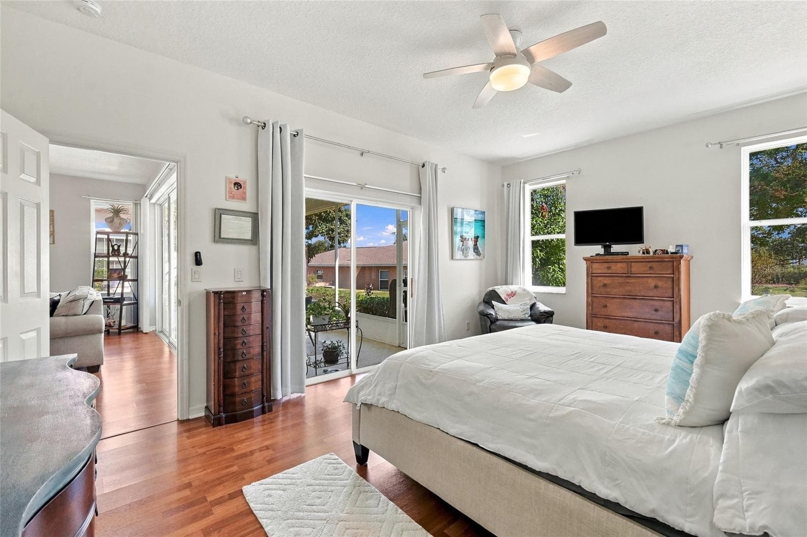 Single Family Residence at 5604 GULF STREAM ST, TAVARES, photo 15 of 38