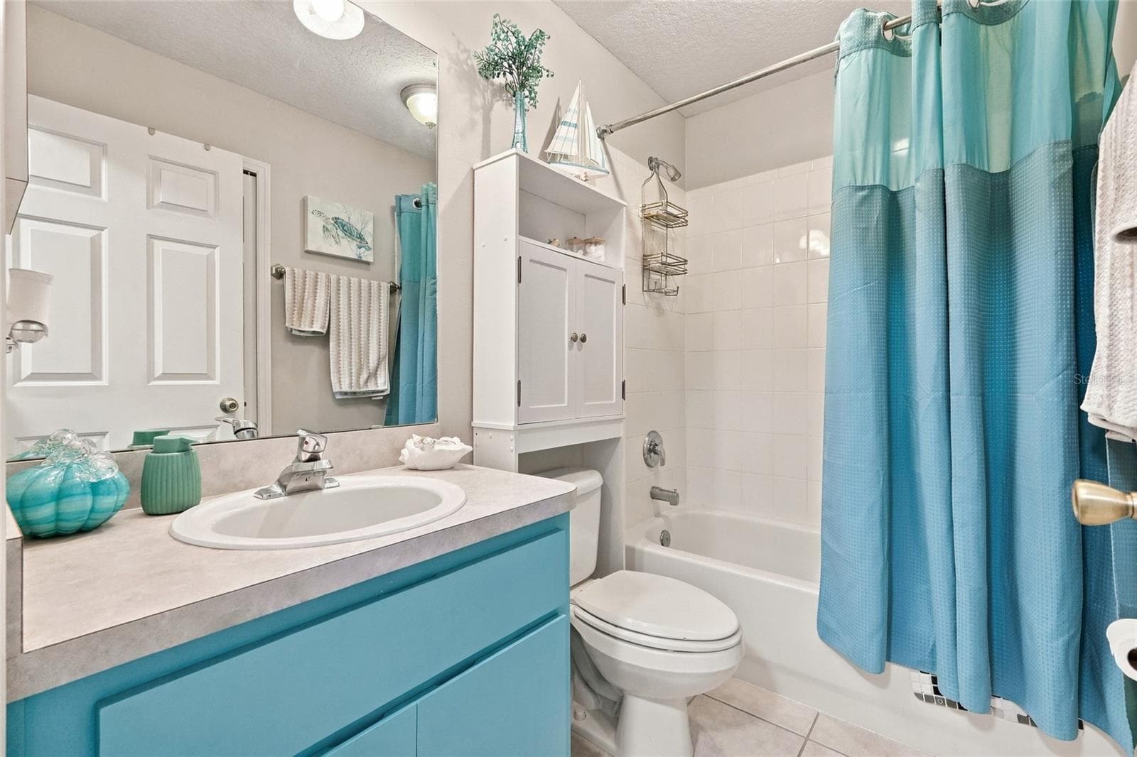 Single Family Residence at 5604 GULF STREAM ST, TAVARES, photo 20 of 38