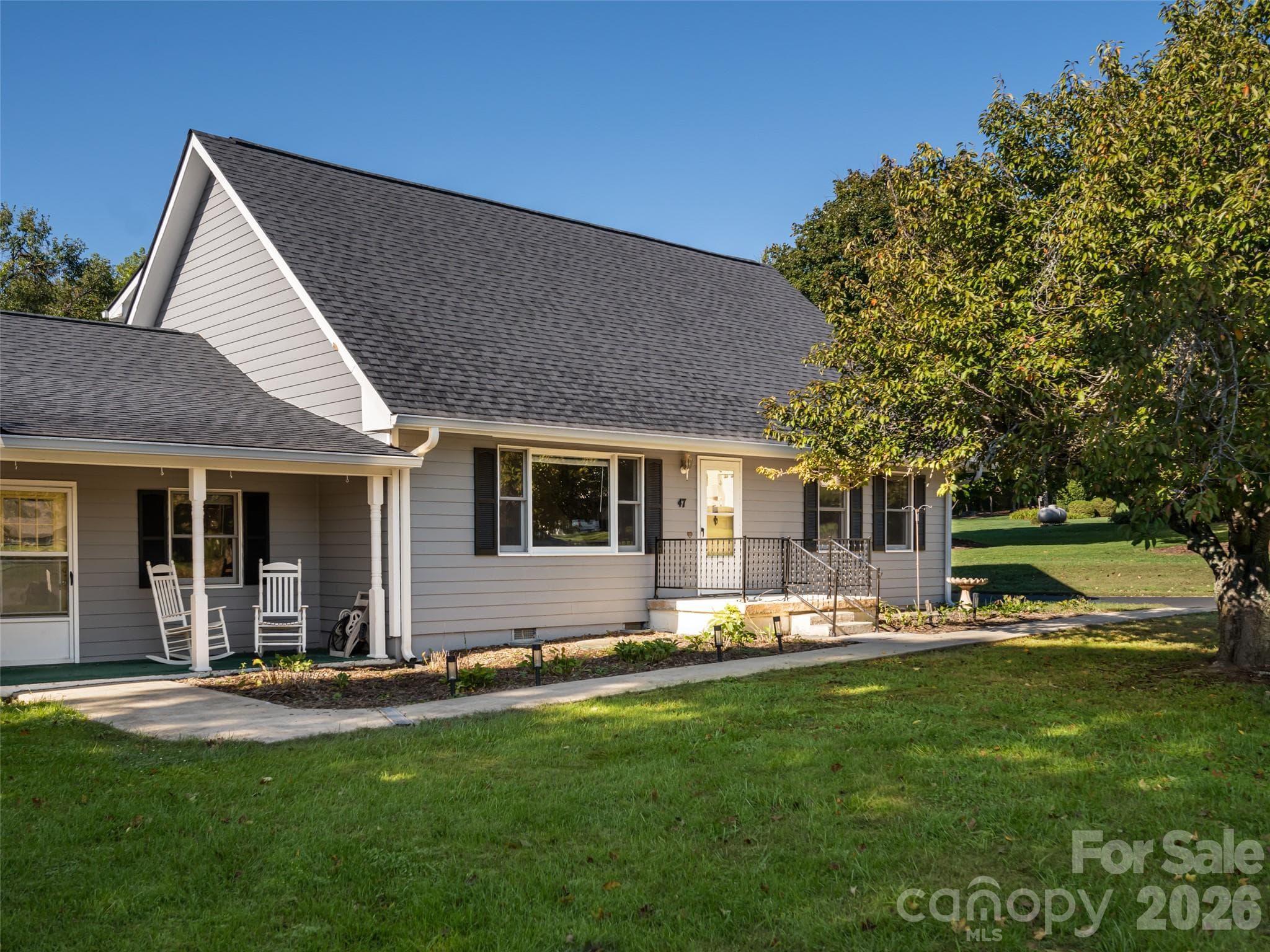 Inviting front entrance - 47 Cane Creek Circle, Fairview