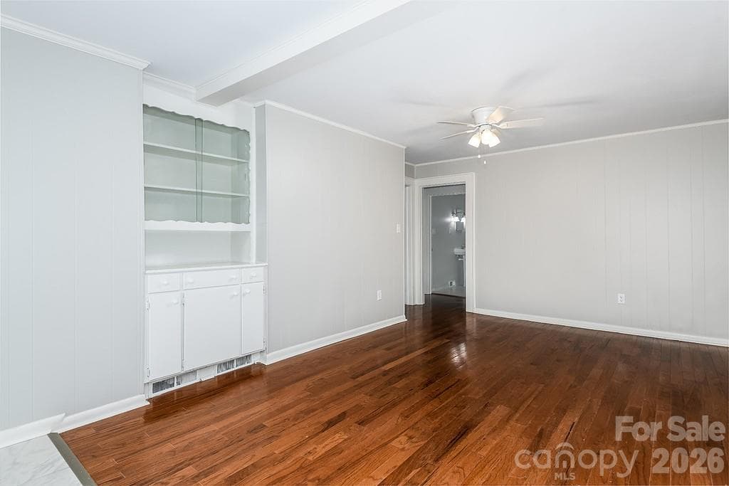 Dining Area - 57 19th Avenue NW, Hickory