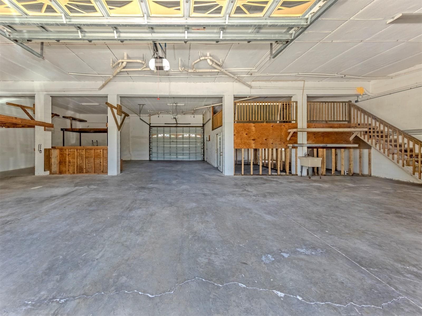Garage - 9458 ANITA AVE #B, ENGLEWOOD