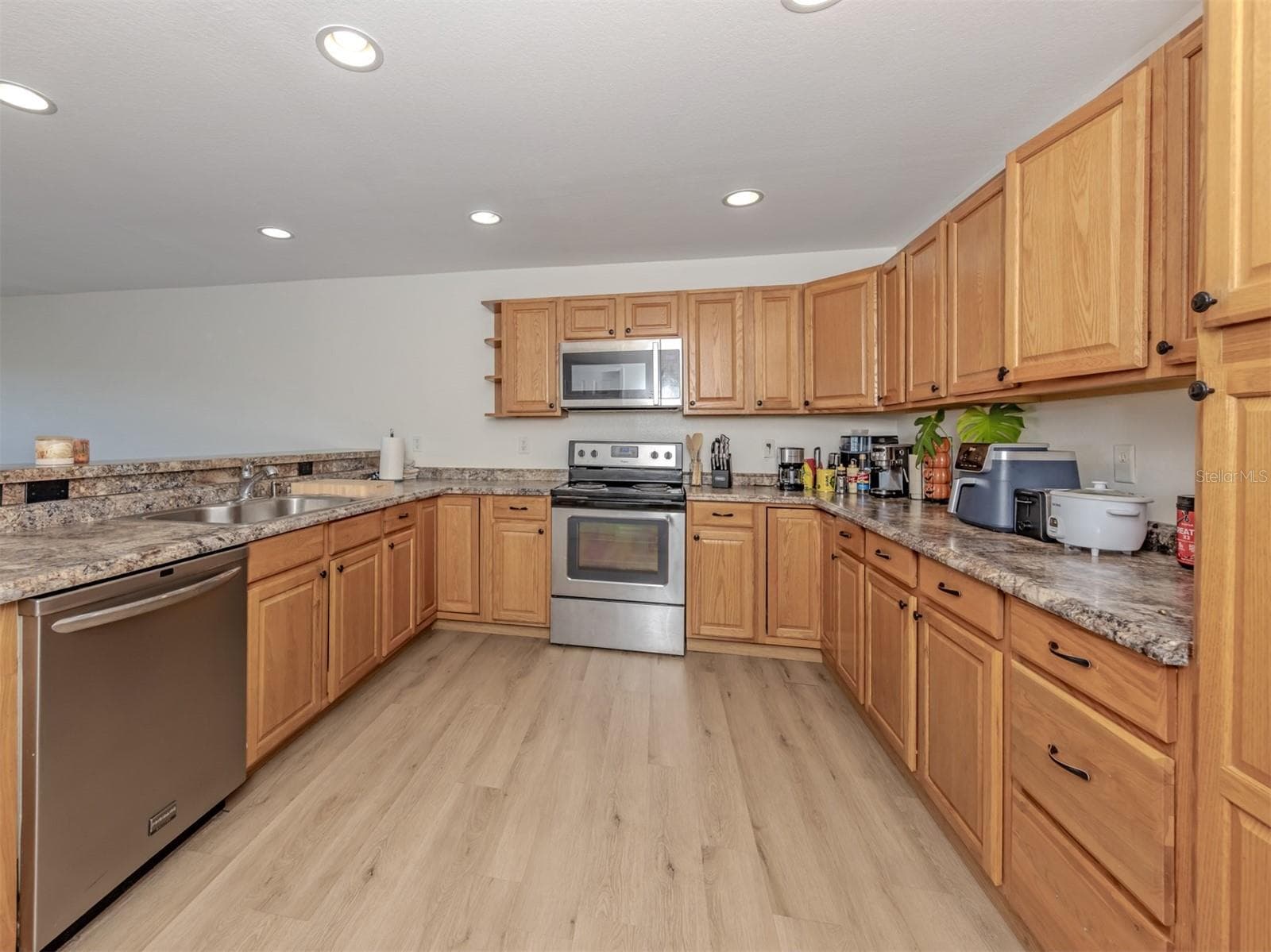 Unit A - Kitchen - 9458 ANITA AVE #B, ENGLEWOOD