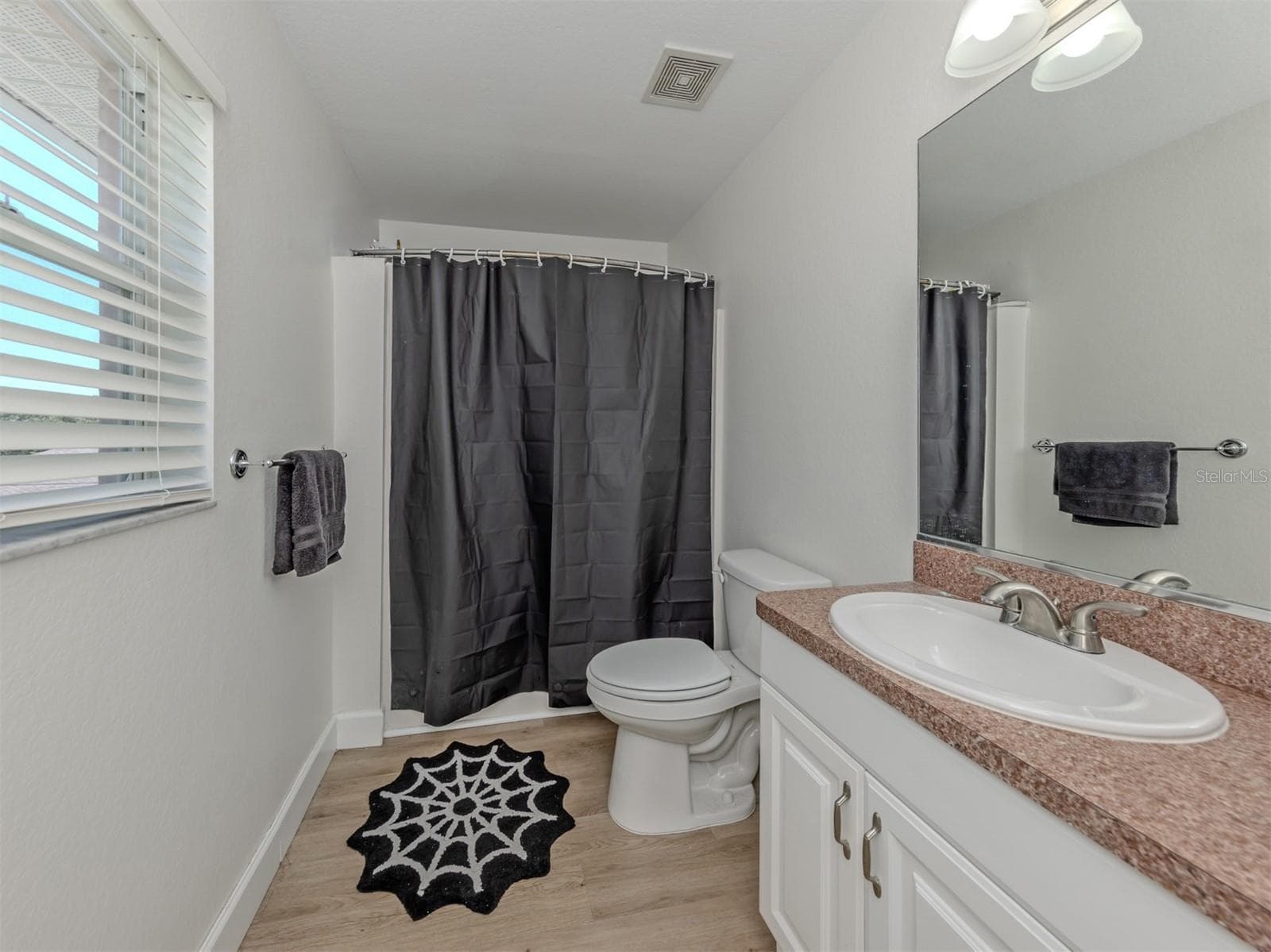 Unit A - Primary Bathroom - 9458 ANITA AVE #B, ENGLEWOOD