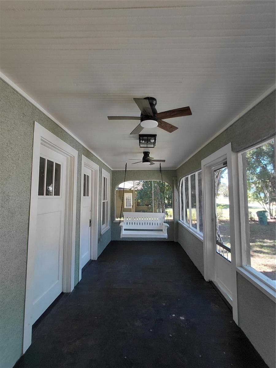 Right view front porch - 532 E RICH AVE, DELAND