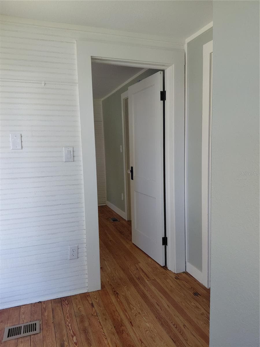 Bonus room 3 - 532 E RICH AVE, DELAND