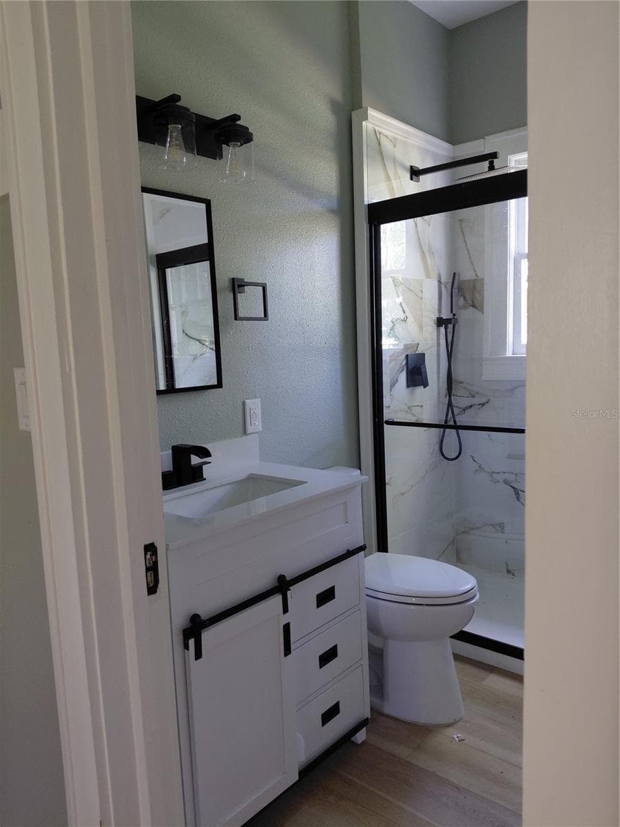 Bathroom 3 - 532 E RICH AVE, DELAND