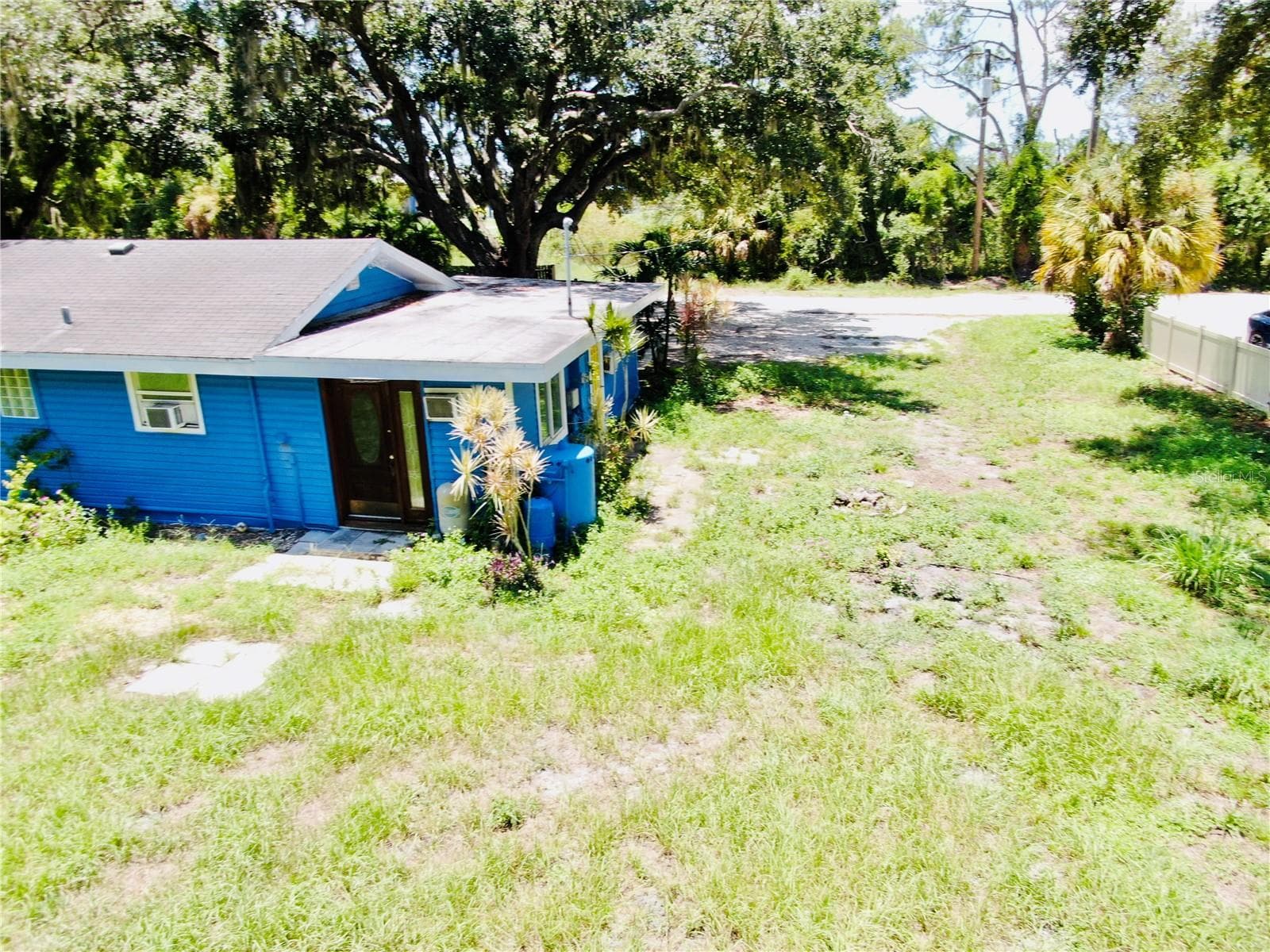 Single Family Residence at 3006 N ORIENTE AVE, SARASOTA, photo 13 of 16