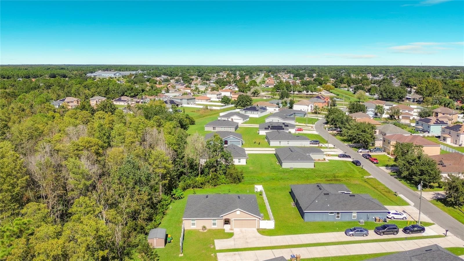 Single Family Residence at 536 BRISTOL CIR, KISSIMMEE, photo 7 of 55