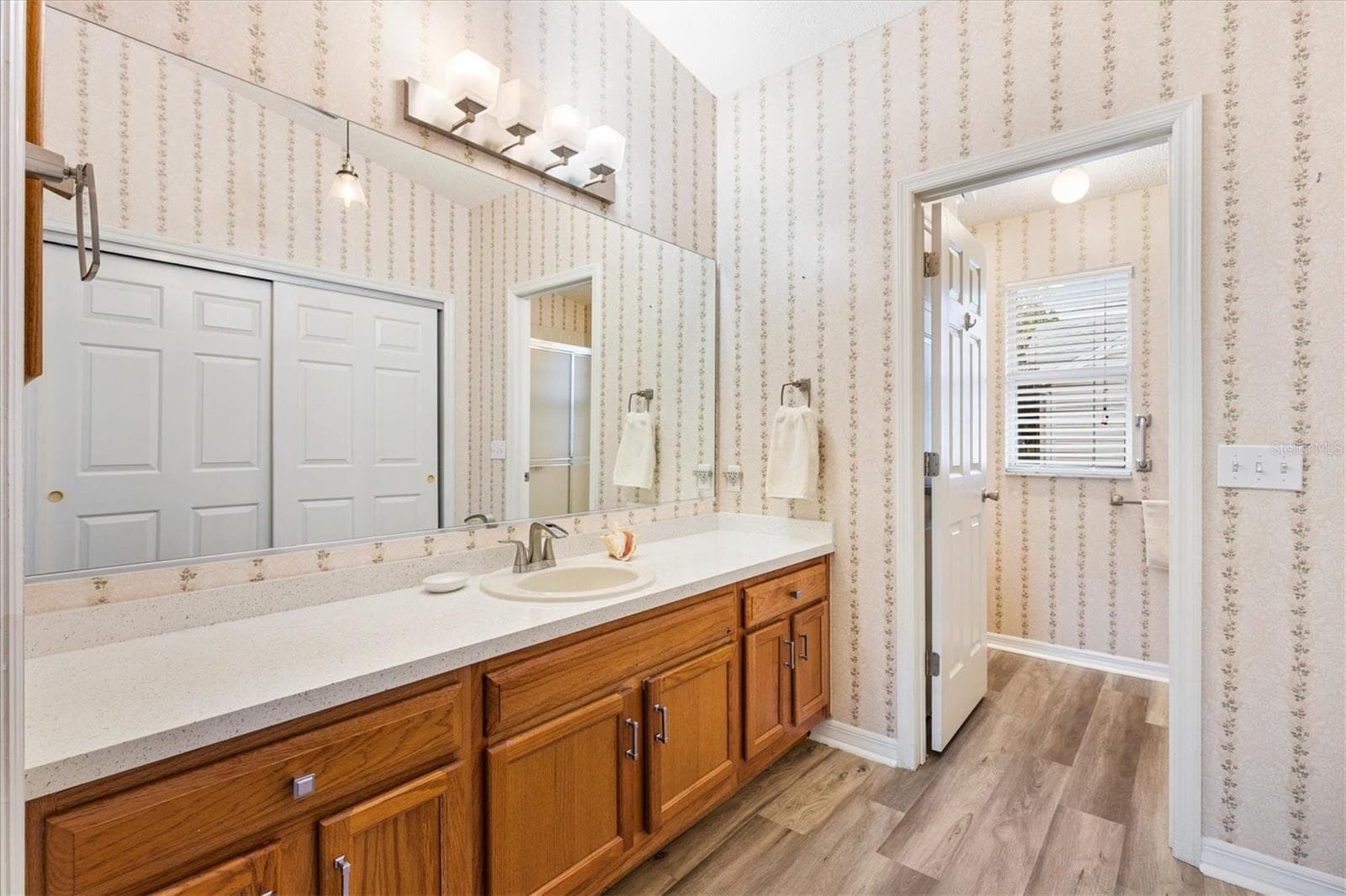Primary Bath - 406 DEL MAR DR, LADY LAKE