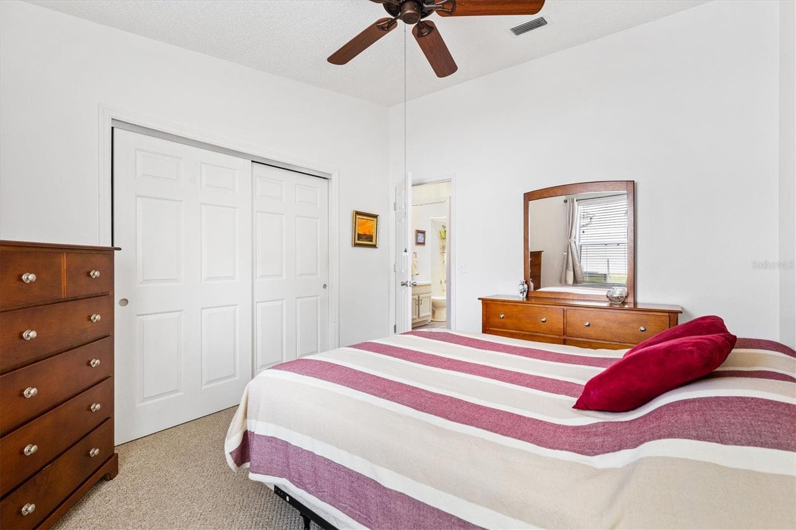 Guest Bedroom - 406 DEL MAR DR, LADY LAKE