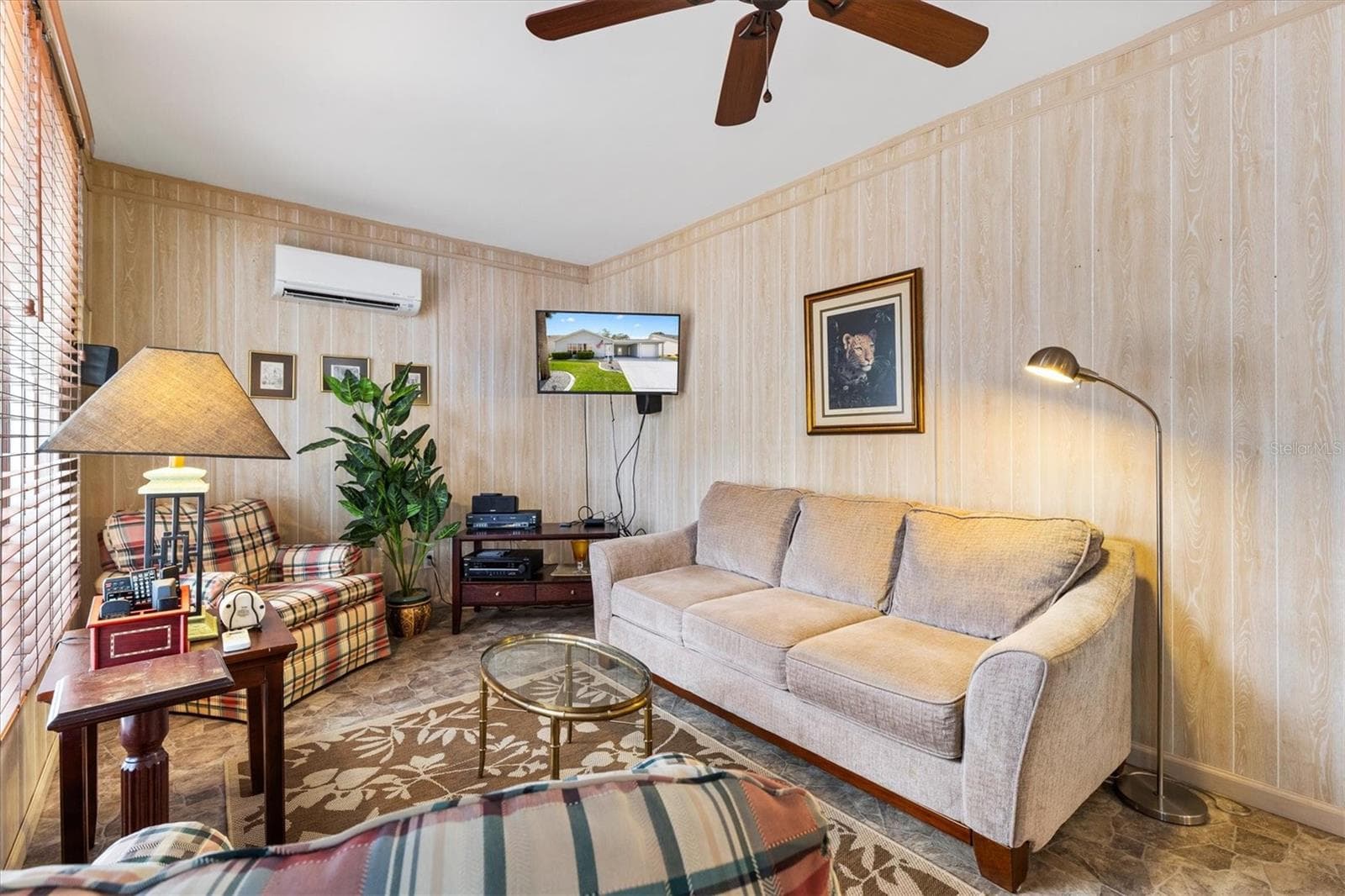 Florida Room - 406 DEL MAR DR, LADY LAKE