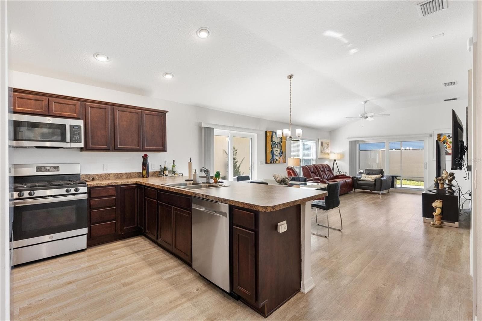 Kitchen - 6094 RODRIGUEZ LN, THE VILLAGES