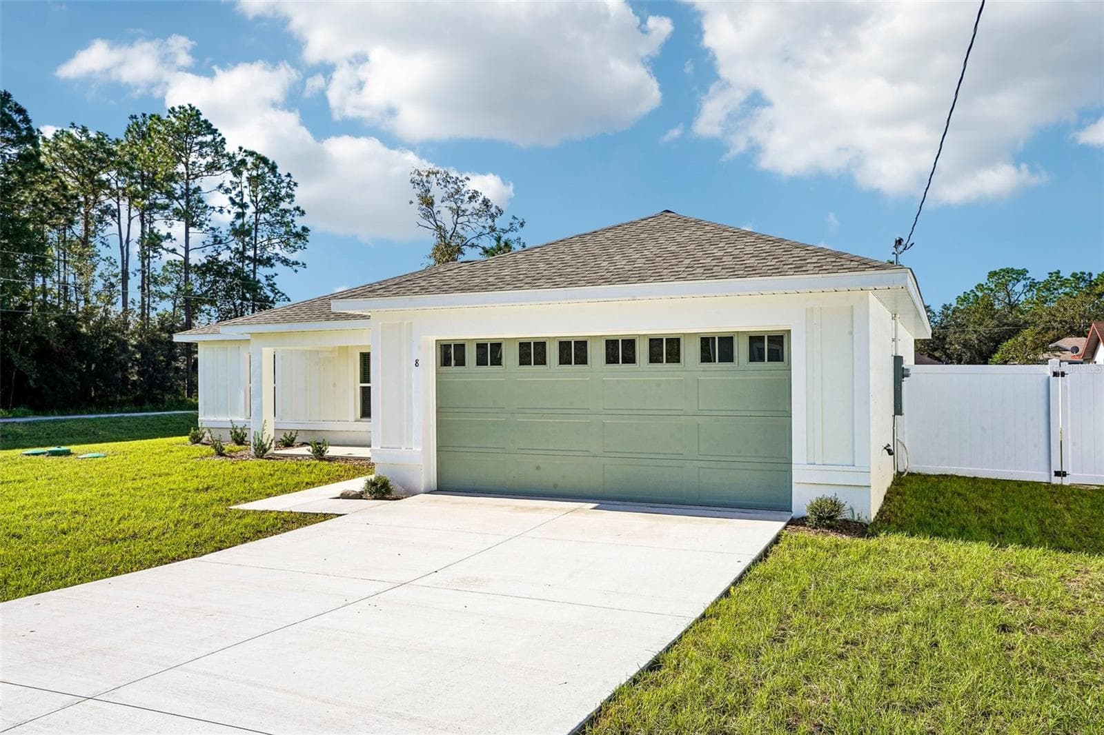Single Family Residence at 8 HEMLOCK LOOP CRSE, OCALA, photo 4 of 53