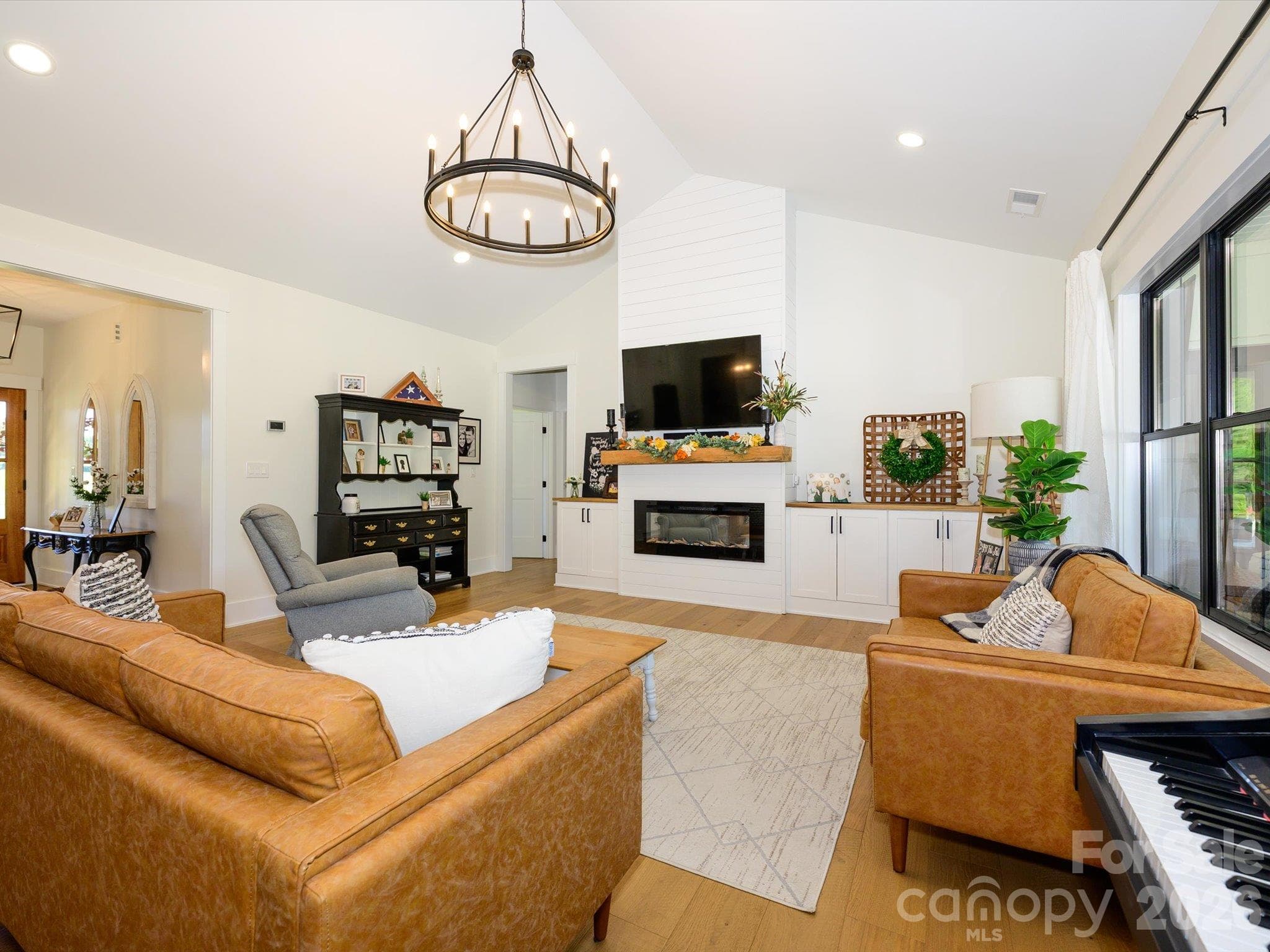 Single Family Residence at 2184 Phaniel Church Road, Rockwell, photo 6 of 48