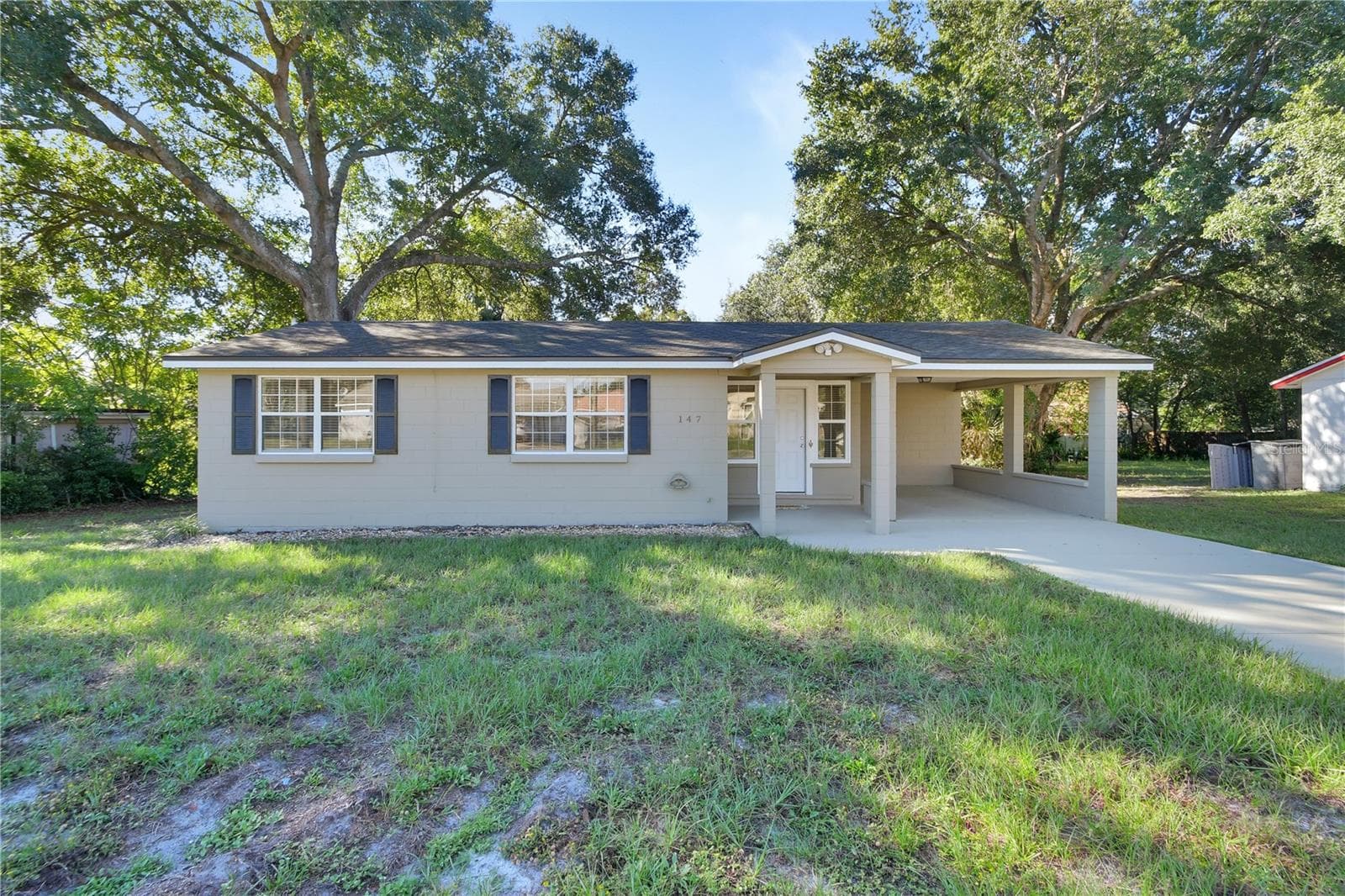 147 LUCERNE DR