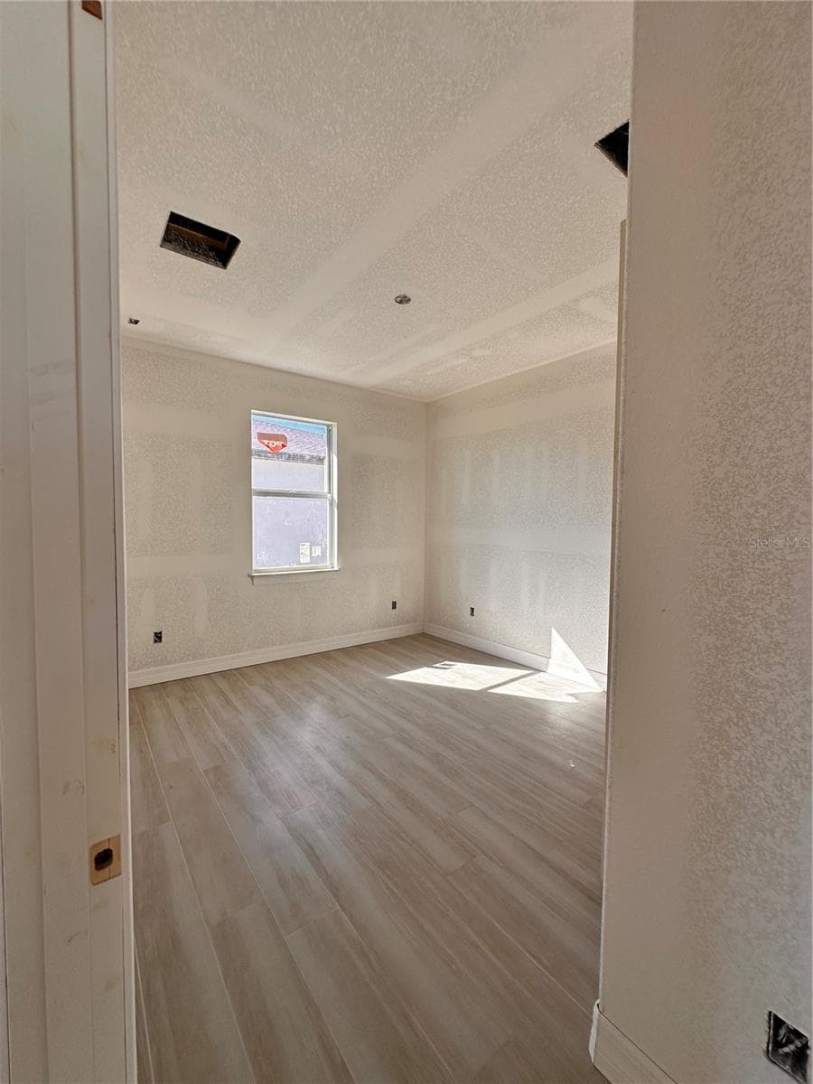 Single Family Residence at 15708 AUTRY CIR, PORT CHARLOTTE, photo 17 of 27
