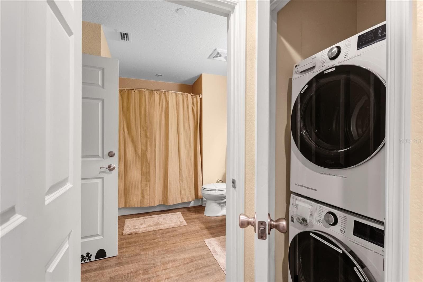 Condo - Hotel at 7656 WHISPER WAY #402, KISSIMMEE, photo 17 of 62