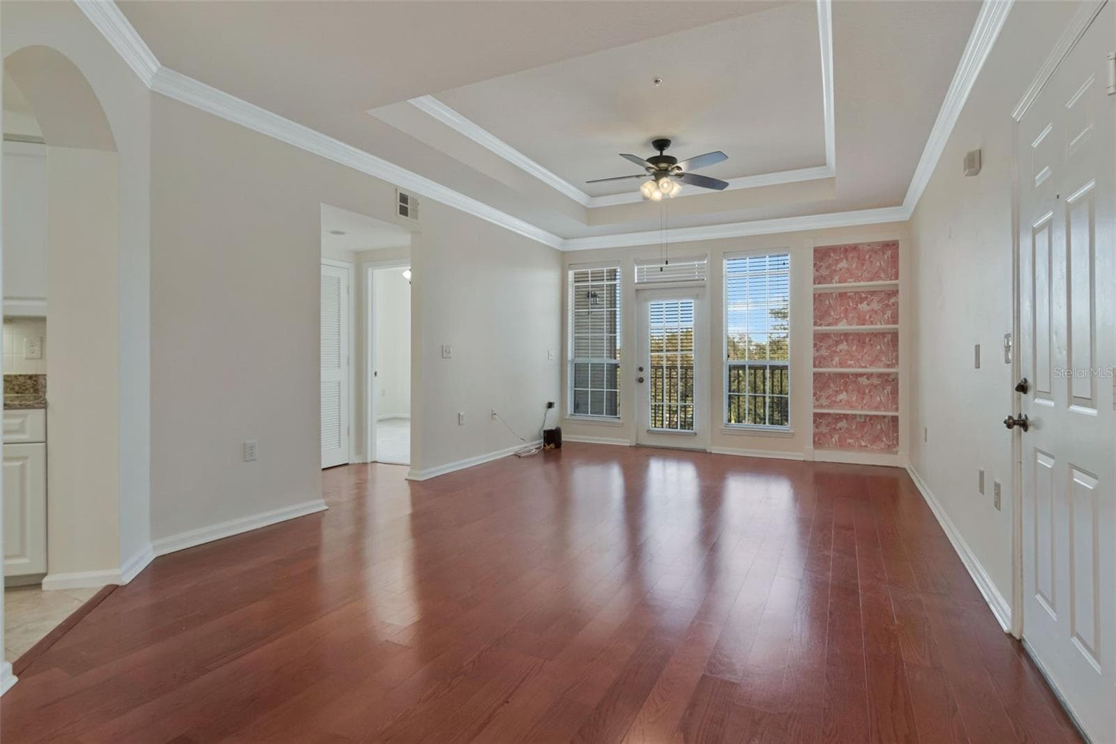 Living Room - 4309 BAY CLUB CIR #4309, TAMPA