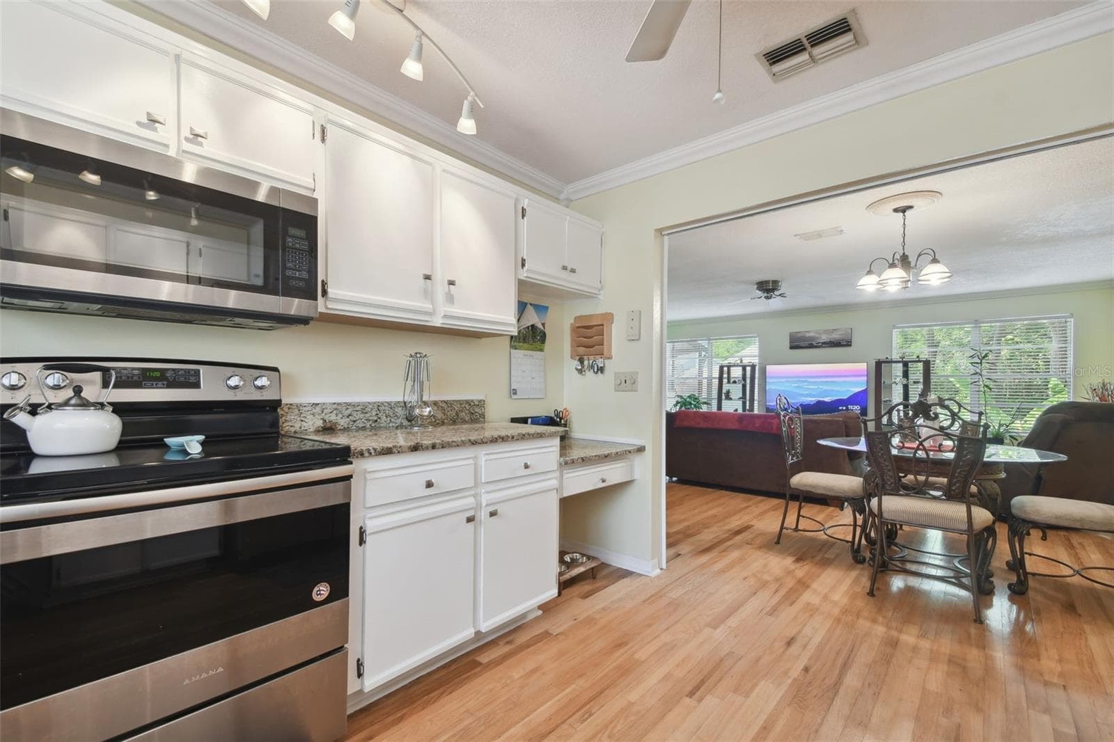Townhouse at 5836 RED CEDAR LN, TAMPA, photo 18 of 54