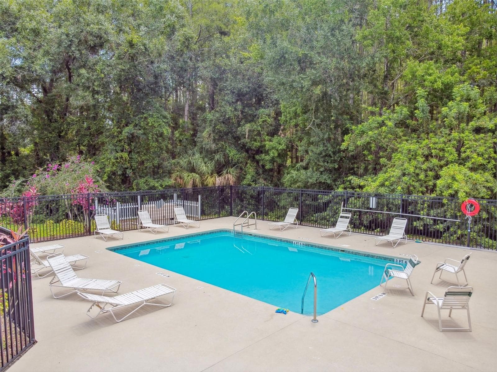 Townhouse at 5836 RED CEDAR LN, TAMPA, photo 50 of 54