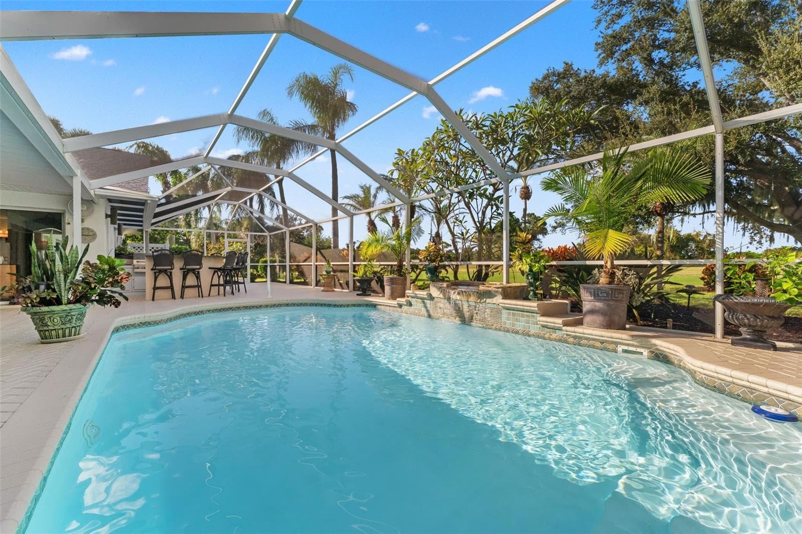 Heated pool - 966 N DORAL LN, VENICE