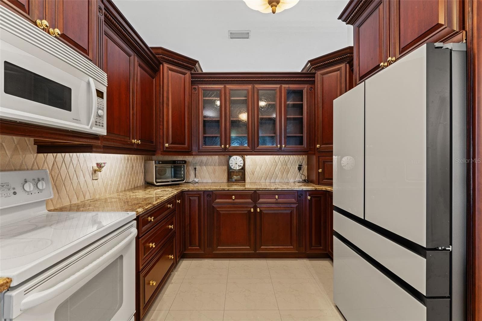 Granite countertops - 966 N DORAL LN, VENICE