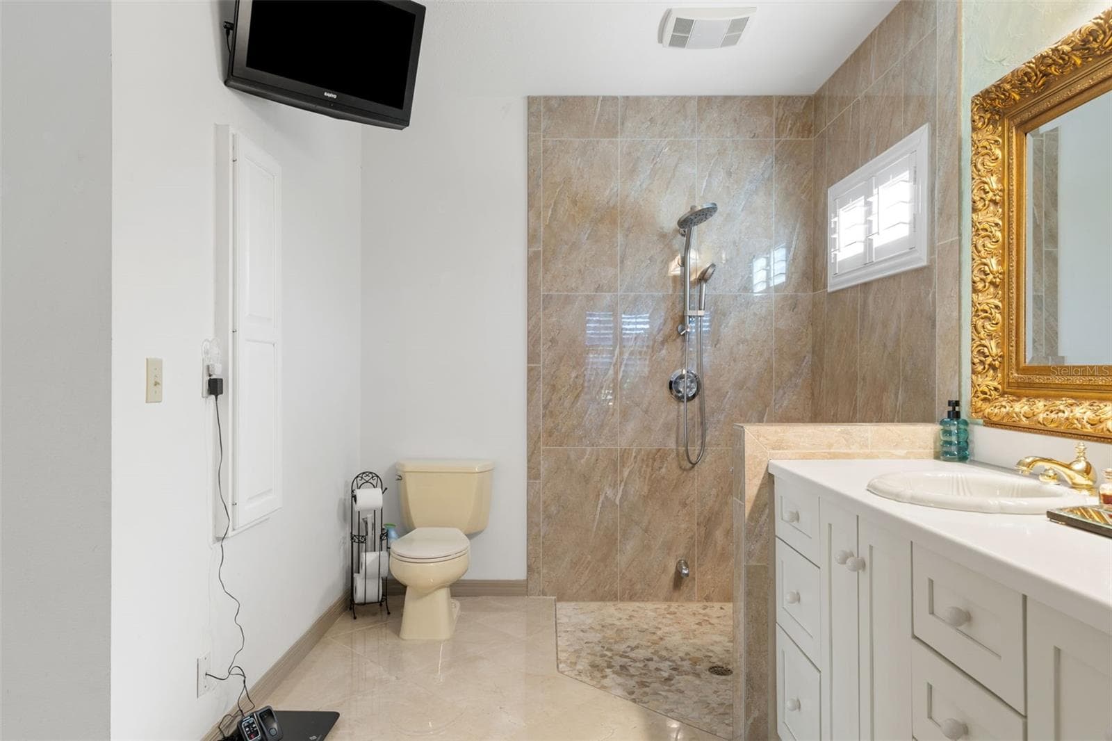 Single Family Residence at 966 N DORAL LN, VENICE, photo 41 of 77
