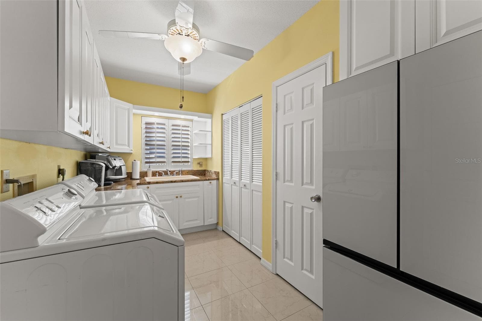 Single Family Residence at 966 N DORAL LN, VENICE, photo 48 of 77
