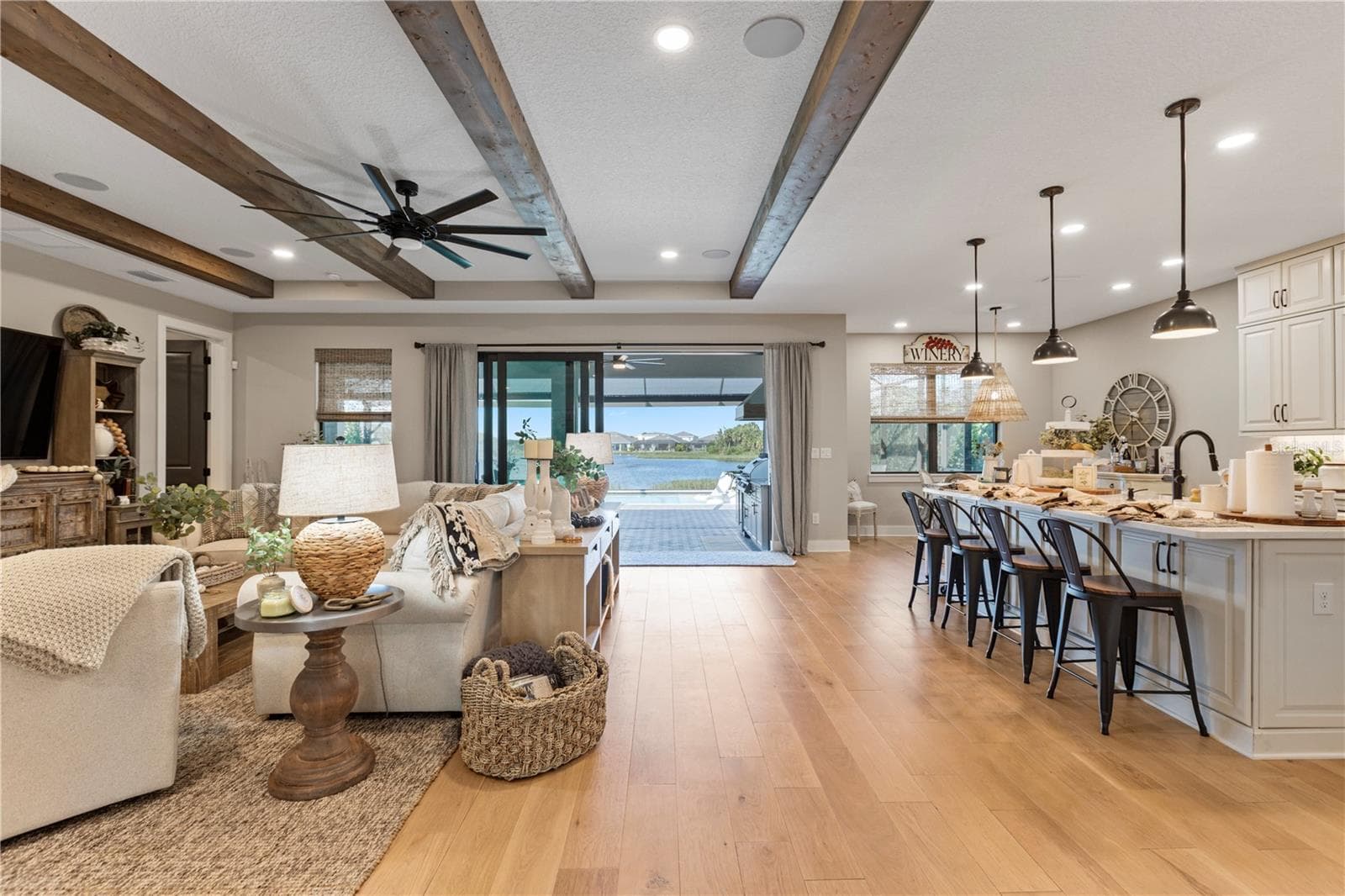 Single Family Residence at 12842 PINNACLE LN, VENICE, photo 12 of 83