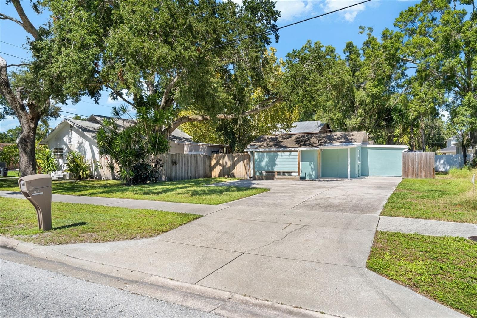 Single Family Residence at 2927 62ND AVE N, ST PETERSBURG, photo 4 of 36