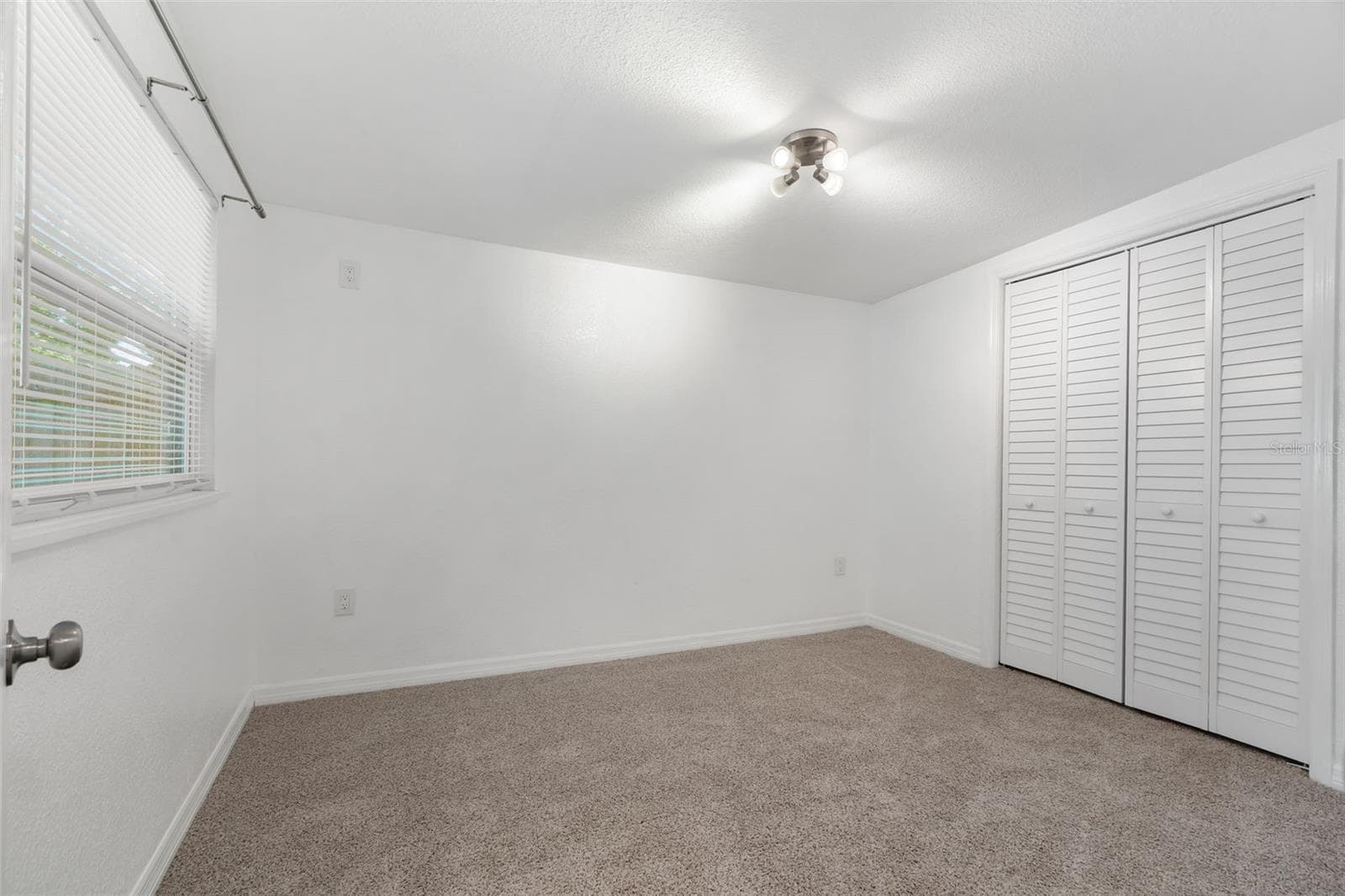 Single Family Residence at 2927 62ND AVE N, ST PETERSBURG, photo 18 of 36