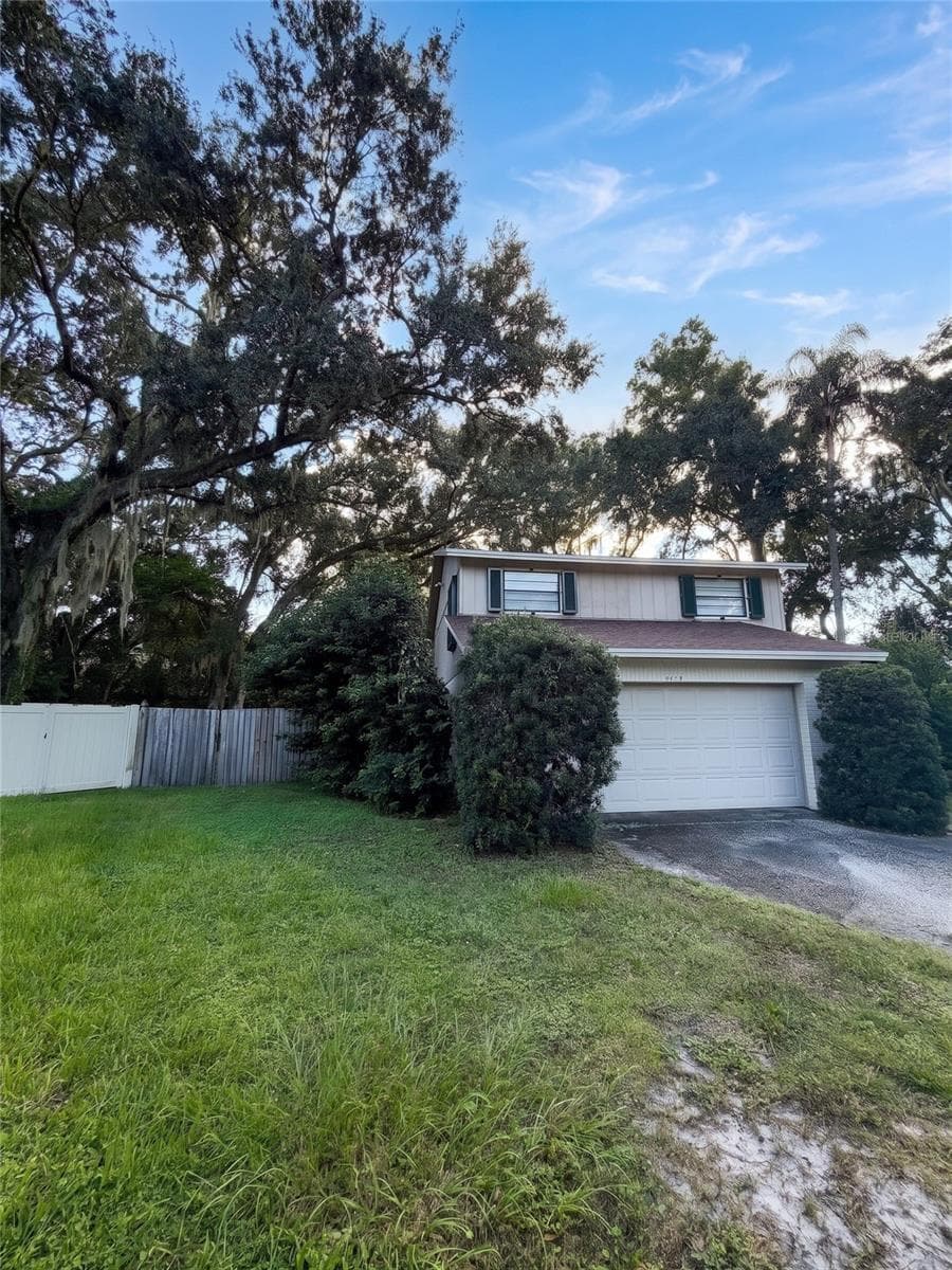 Front Left - 14714 OAK VINE DR, LUTZ