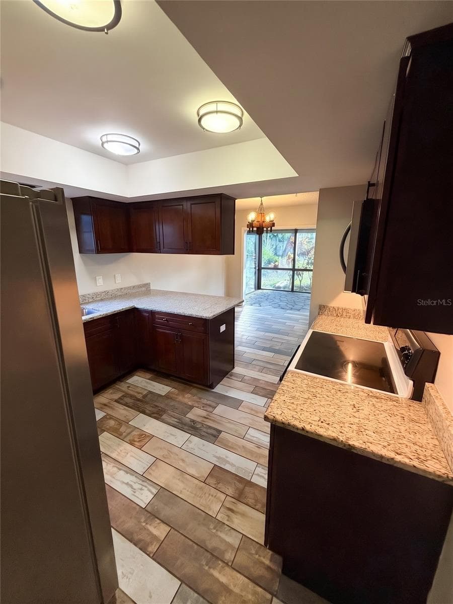 Kitchen Alt View - 14714 OAK VINE DR, LUTZ