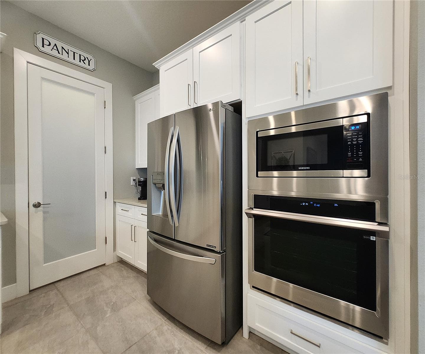 Large Walk-In Pantry - 8896 DRUMMER PLANK DR, WESLEY CHAPEL