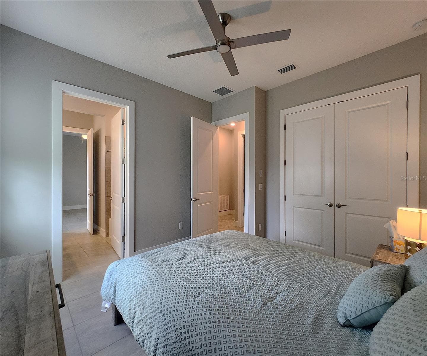 Guest Bedroom #2, Jack-n-Jill Bathroom - 8896 DRUMMER PLANK DR, WESLEY CHAPEL
