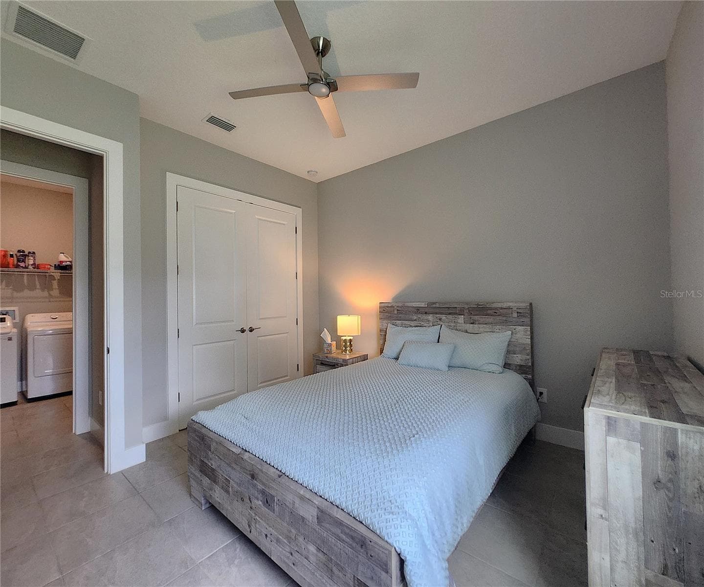 Guest Bedroom #2, Jack-n-Jill Bathroom - 8896 DRUMMER PLANK DR, WESLEY CHAPEL