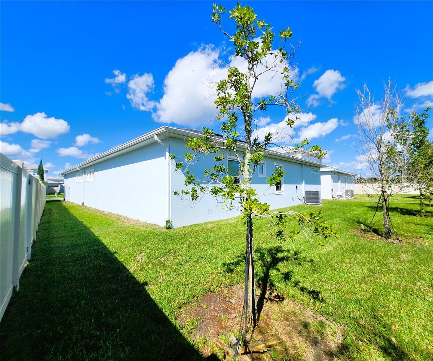 8896 Drummer Plank Dr, Wesley Chapel, FL 33545: Partially Fenced, SFH, One Story, 2590sf, Built in 2022, 3 bedrooms, 2.5 bathrooms, 2 car attached garage - 8896 DRUMMER PLANK DR, WESLEY CHAPEL