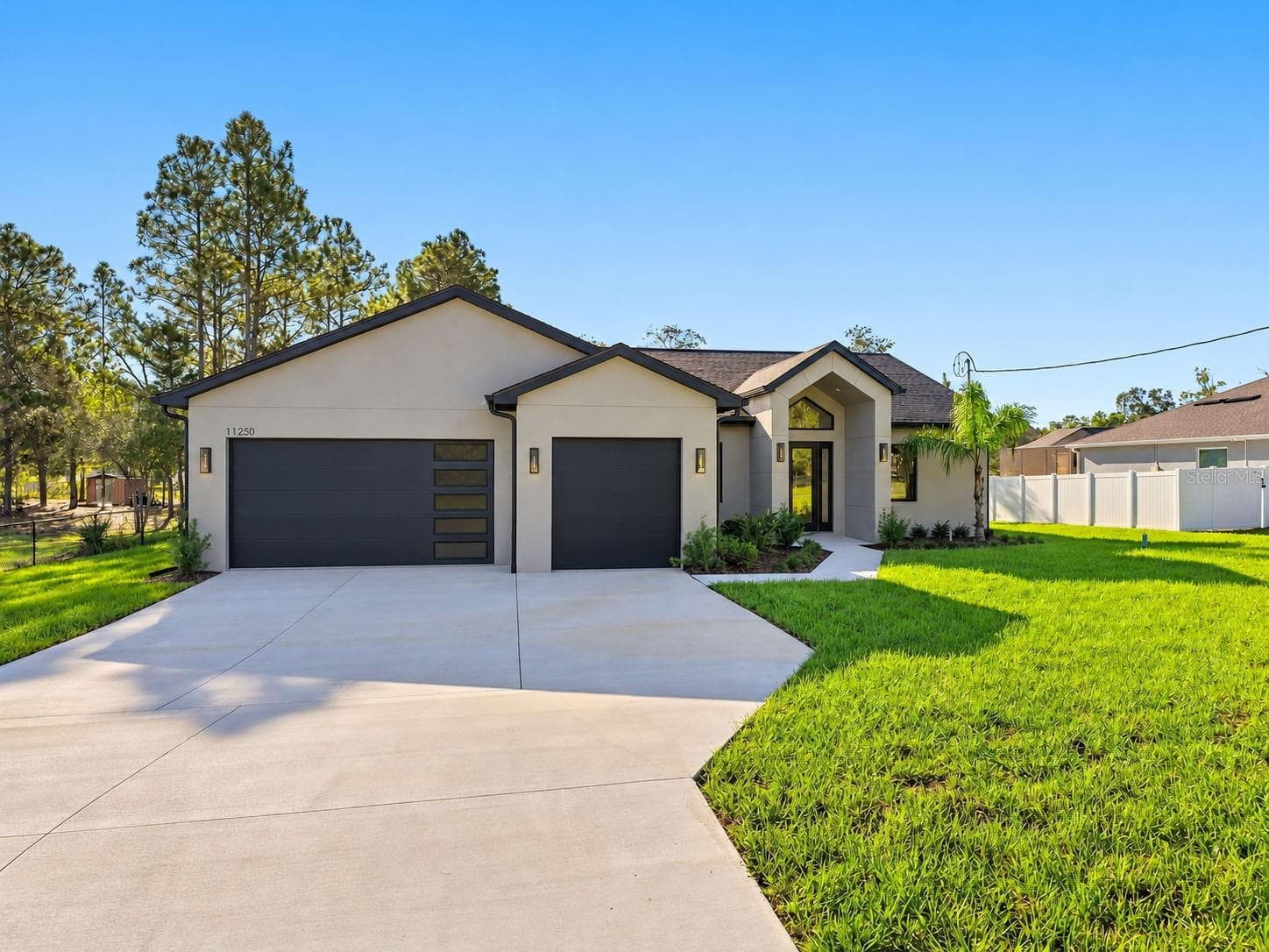 Single Family Residence at 11250 HUMBER RD, WEEKI WACHEE, photo 2 of 53