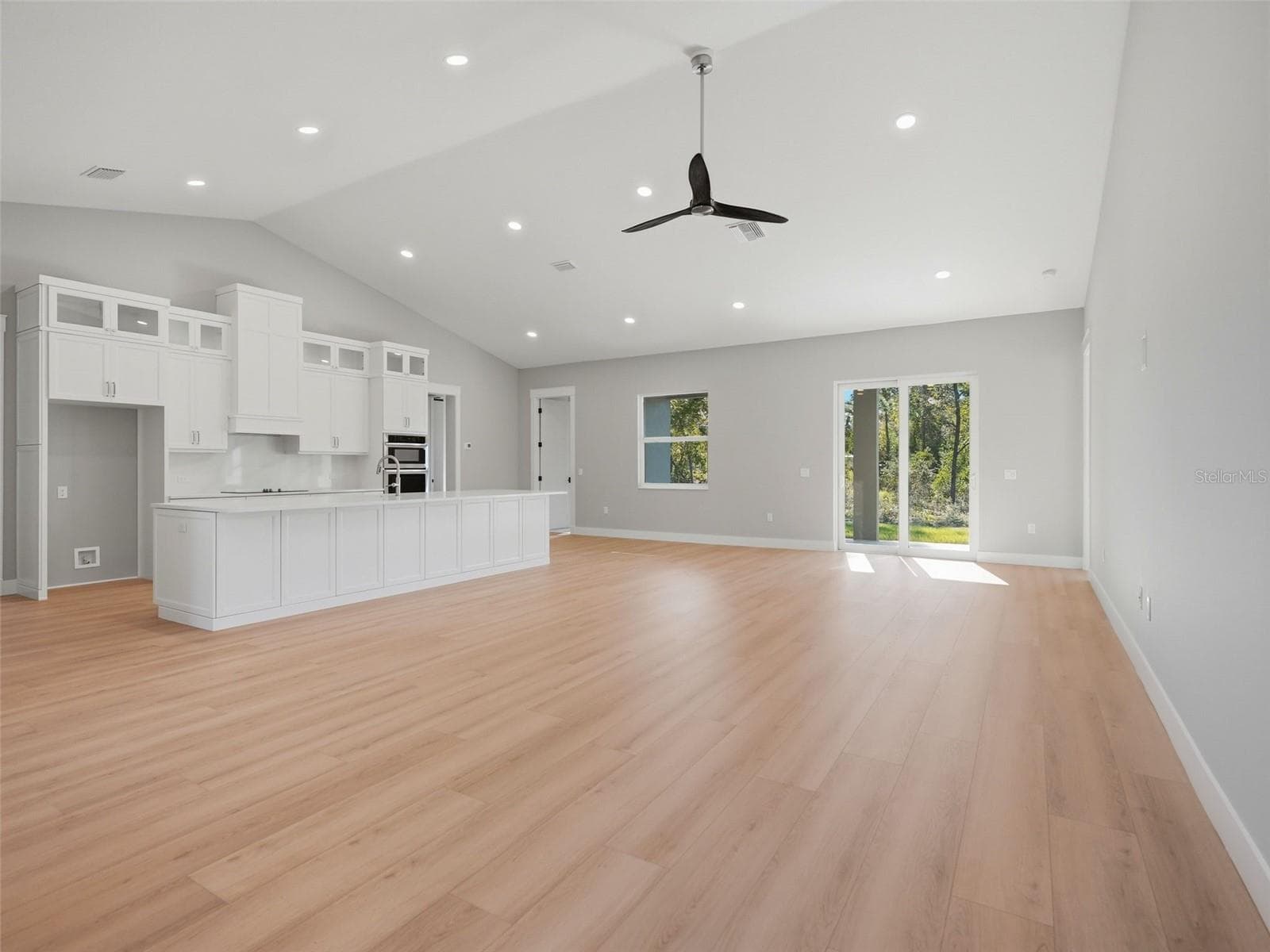 Single Family Residence at 11250 HUMBER RD, WEEKI WACHEE, photo 9 of 53