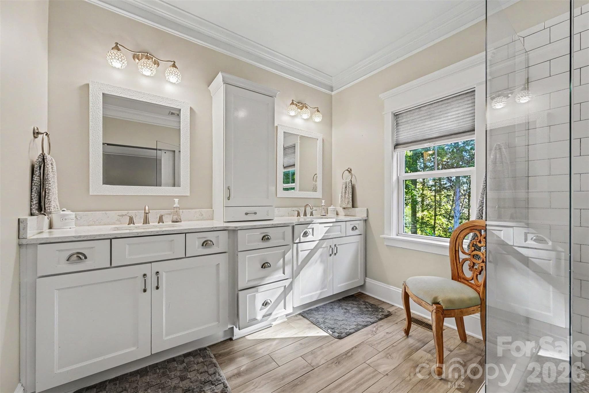 Single Family Residence at 14438 Beatties Ford Road, Huntersville, photo 15 of 37
