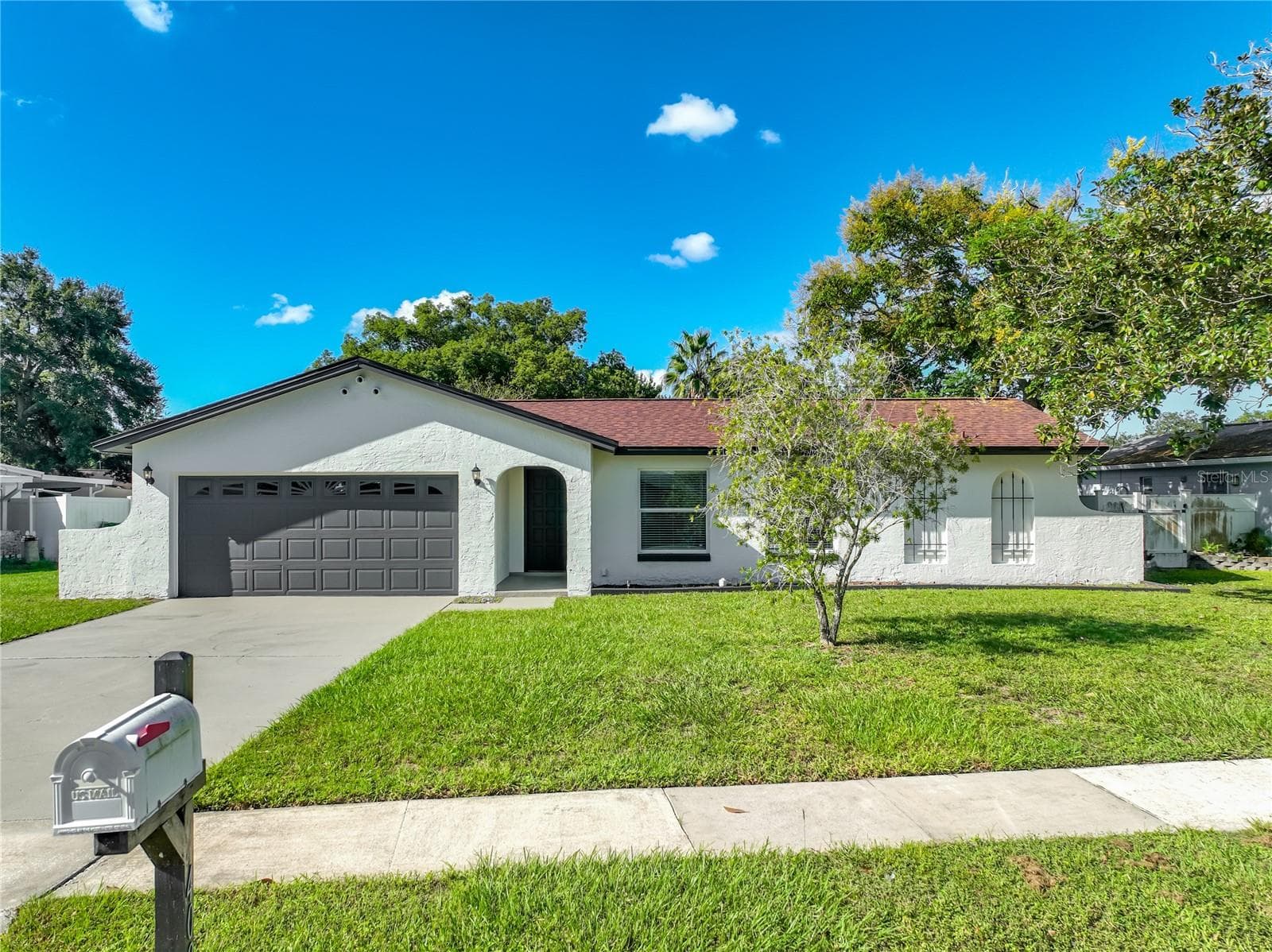 Single Family Residence at 408 MAID OF THE MIST DR, FERN PARK, photo 4 of 82