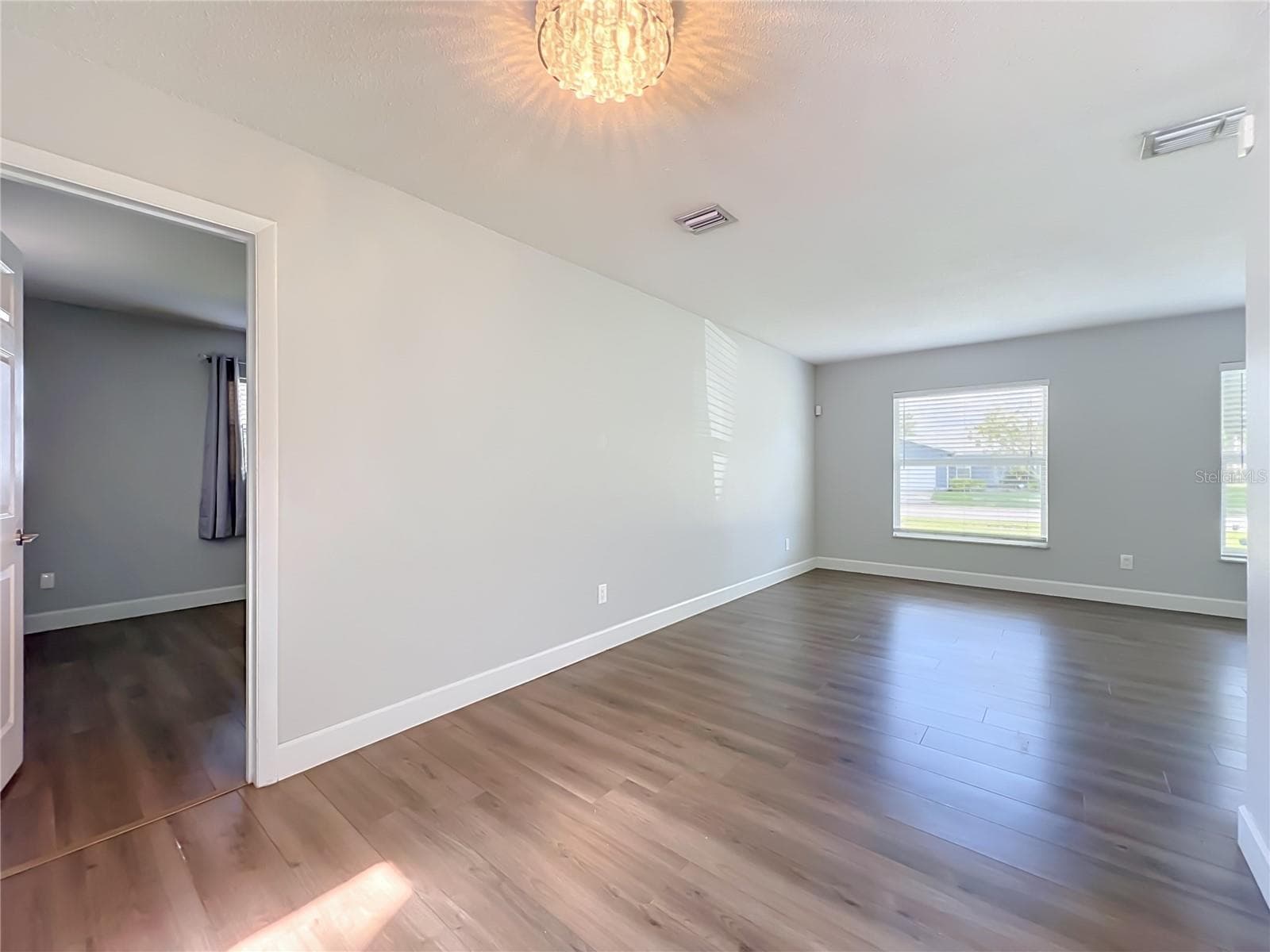 Single Family Residence at 408 MAID OF THE MIST DR, FERN PARK, photo 21 of 82